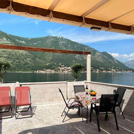 Sea Front 171 Lejlighed Kotor Eksteriør billede