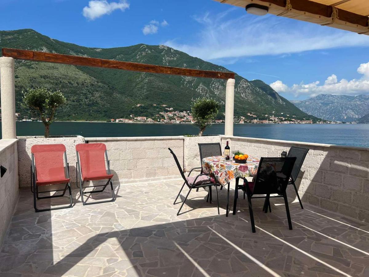 Sea Front 171 Lejlighed Kotor Eksteriør billede