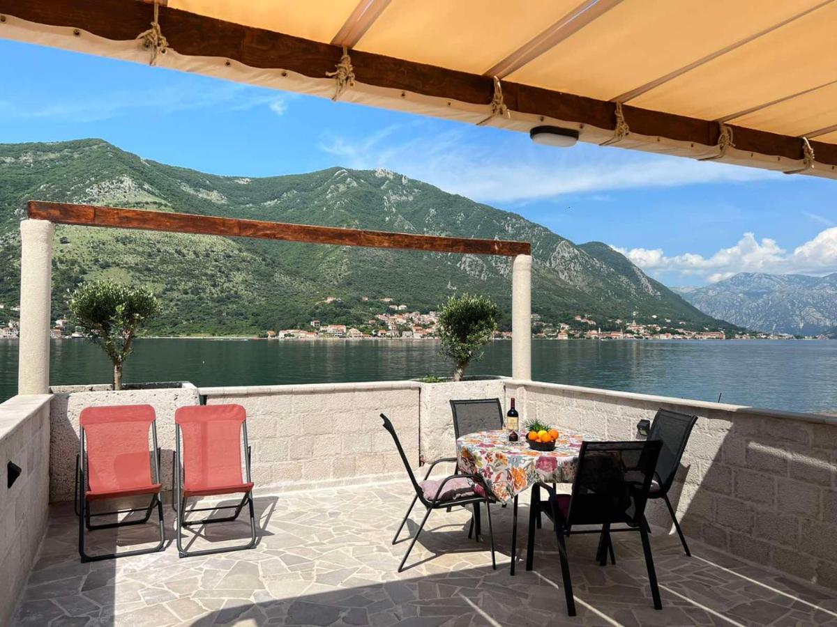 Sea Front 171 Lejlighed Kotor Eksteriør billede